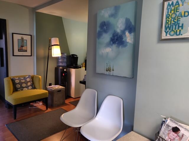 Lyn Lake Psychotherapy & Wellness’s Drop-In Program: A Low Barrier, Free Service to the Community